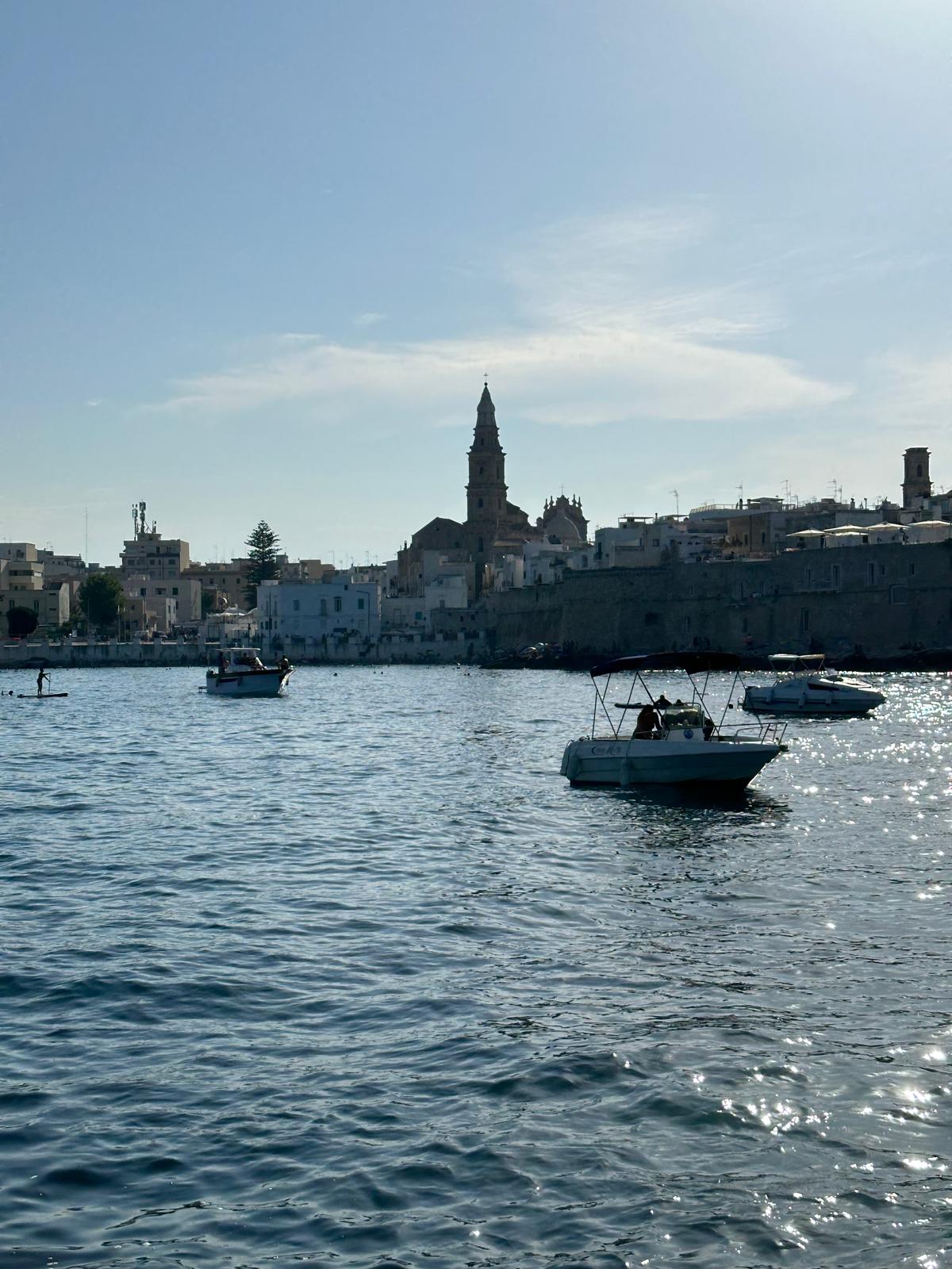Beneteau Oceanis 351 - Monopoli Yacht Charter