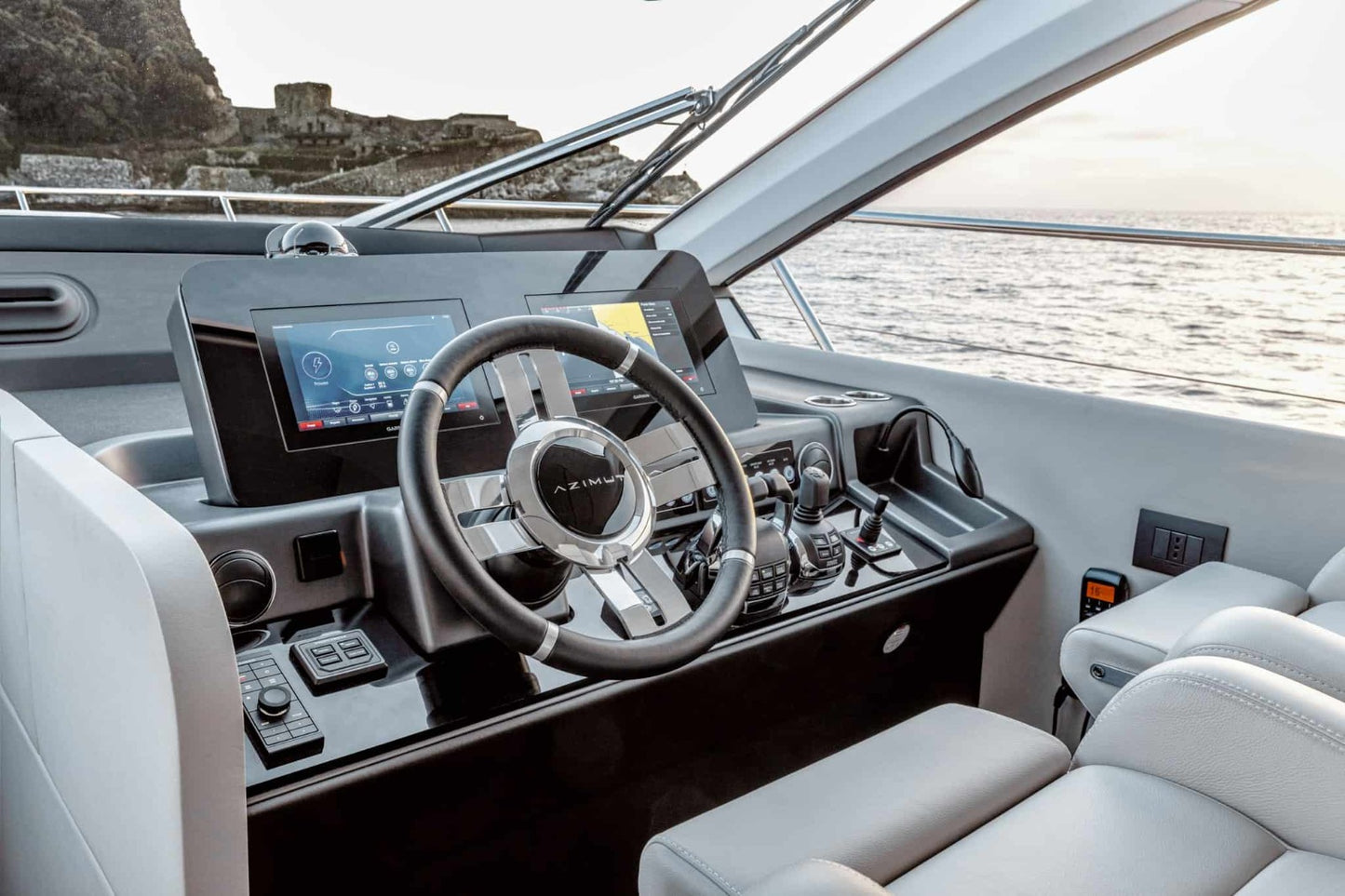 Azimut 53 - Polignano Yacht Charter