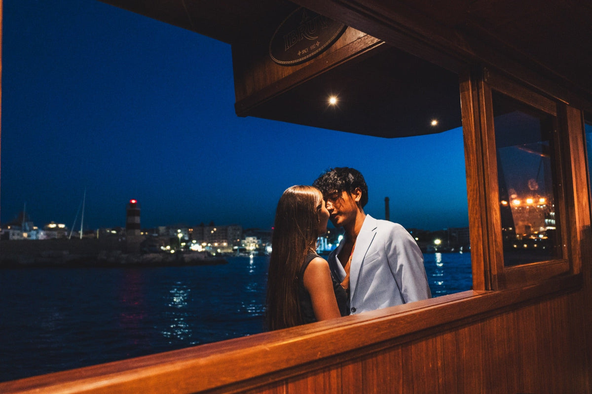 Serata a bordo del caicco Ibruv con vista sul porto di Monopoli